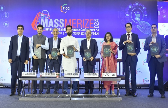 कार्यक्रम को संबोधित करते हुए चिराग पासवान कार्यक्रम को संबोधित करते हुए चिराग पासवान