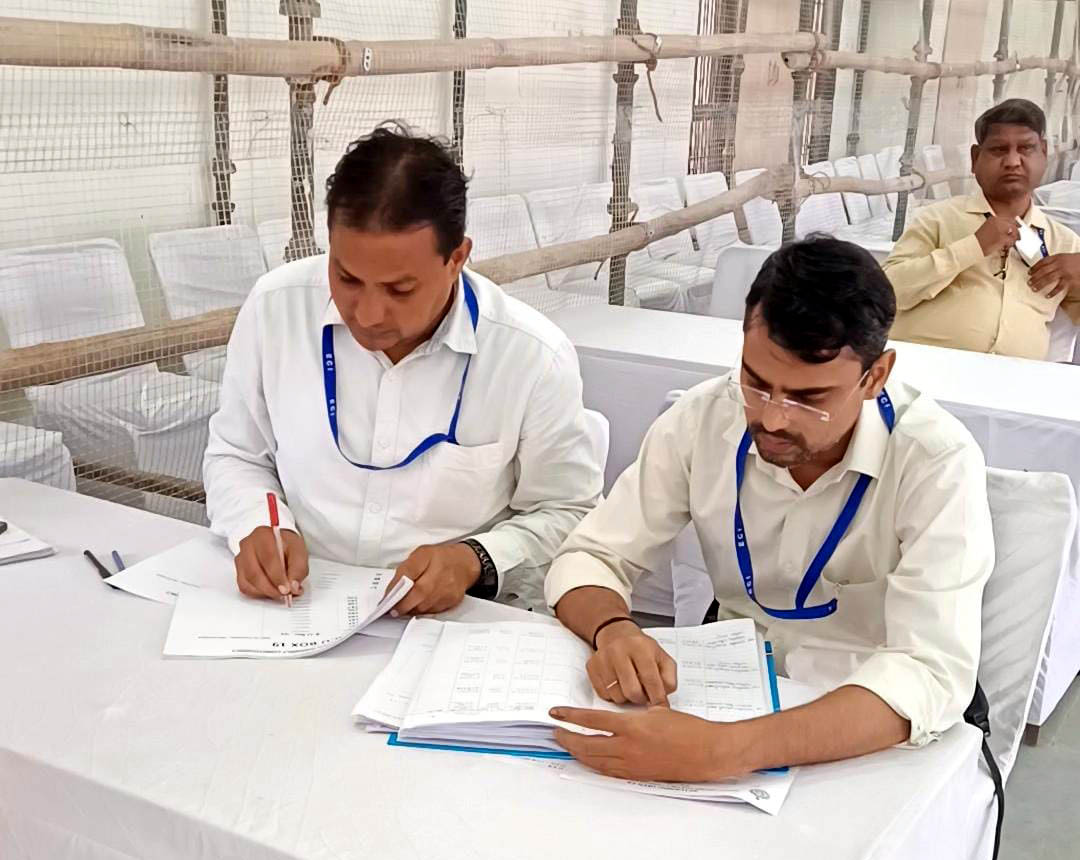 फरीदाबाद जिला में मतगणना प्रक्रिया को लेकर प्रशासन की ओर से की गई व्यवस्थाएं। फरीदाबाद जिला में मतगणना प्रक्रिया को लेकर प्रशासन की ओर से की गई व्यवस्थाएं।
