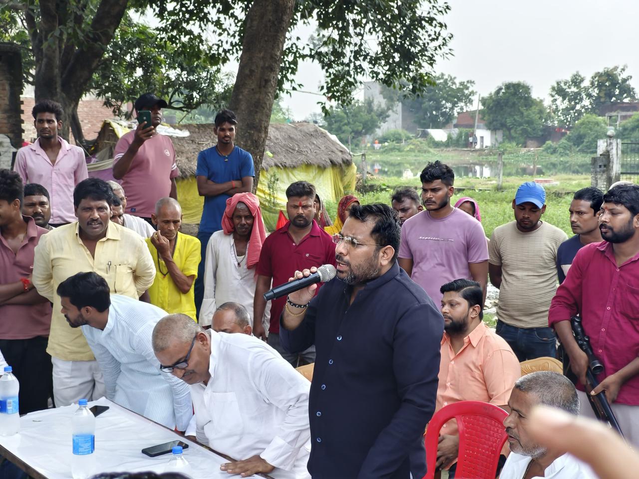 सीएम योगी आदित्यनाथ से मुलाकात कर किसानों की समस्यायों को कराऊंगा अवगत: ई. सरवन निषाद* सीएम योगी आदित्यनाथ से मुलाकात कर किसानों की समस्यायों को कराऊंगा अवगत: ई. सरवन निषाद*