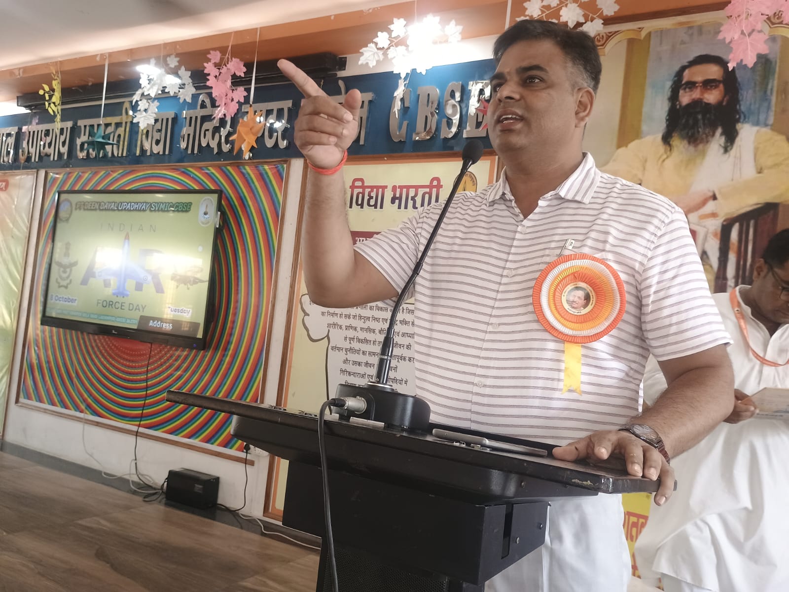 हमारी वायु सेना ने भी समय-समय पर दुश्मनों को धूल चटाई है- एके दीक्षित हमारी वायु सेना ने भी समय-समय पर दुश्मनों को धूल चटाई है- एके दीक्षित