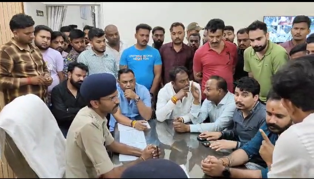 भाजपा कार्यकर्ता पुलिस विवाद भाजपा कार्यकर्ता पुलिस विवाद