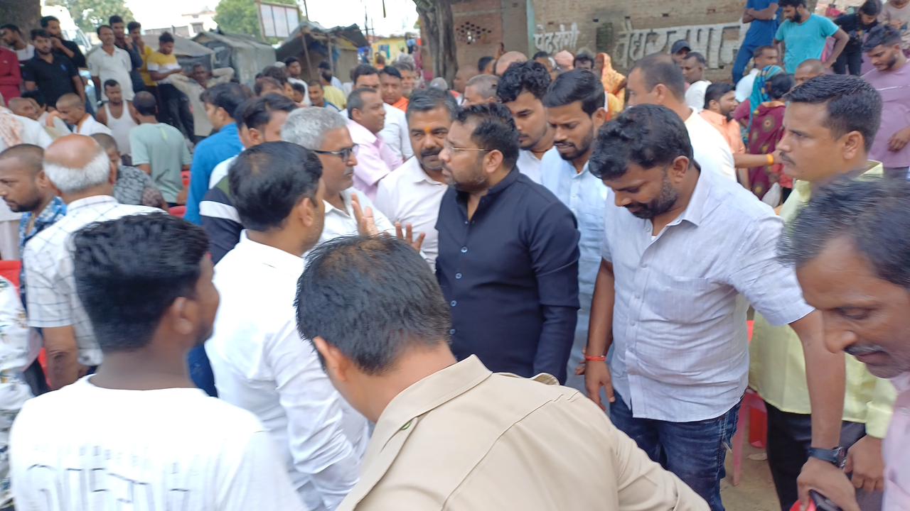 सीएम योगी आदित्यनाथ से मुलाकात कर किसानों की समस्यायों को कराऊंगा अवगत: ई. सरवन निषाद* सीएम योगी आदित्यनाथ से मुलाकात कर किसानों की समस्यायों को कराऊंगा अवगत: ई. सरवन निषाद*