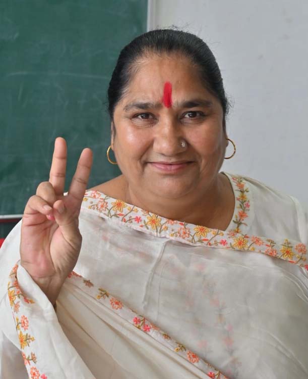 फोटो नंबर-02: पटौदी से विजयी हुई भाजपा प्रत्याशी बिमला चौधरी।