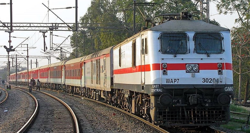 पांच दैनिक और दो साप्ताहिक ट्रेनें जोधपुर की जगह भगत की कोठी से चलेगी : जोधपुर-जैसलमेर-जोधपुर डेमो ट्रेन का भी भगत की कोठी तक विस्तार पांच दैनिक और दो साप्ताहिक ट्रेनें जोधपुर की जगह भगत की कोठी से चलेगी : जोधपुर-जैसलमेर-जोधपुर डेमो ट्रेन का भी भगत की कोठी तक विस्तार