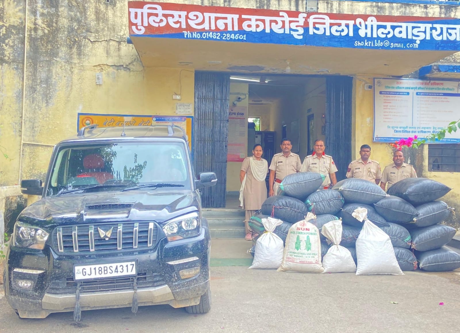 एंटी गैंगस्टर टास्क फोर्स की कार्रवाईः तस्करों से मुठभेड़ के बाद जब्त किया 60 लाख रुपये का डोडा चूरा एंटी गैंगस्टर टास्क फोर्स की कार्रवाईः तस्करों से मुठभेड़ के बाद जब्त किया 60 लाख रुपये का डोडा चूरा