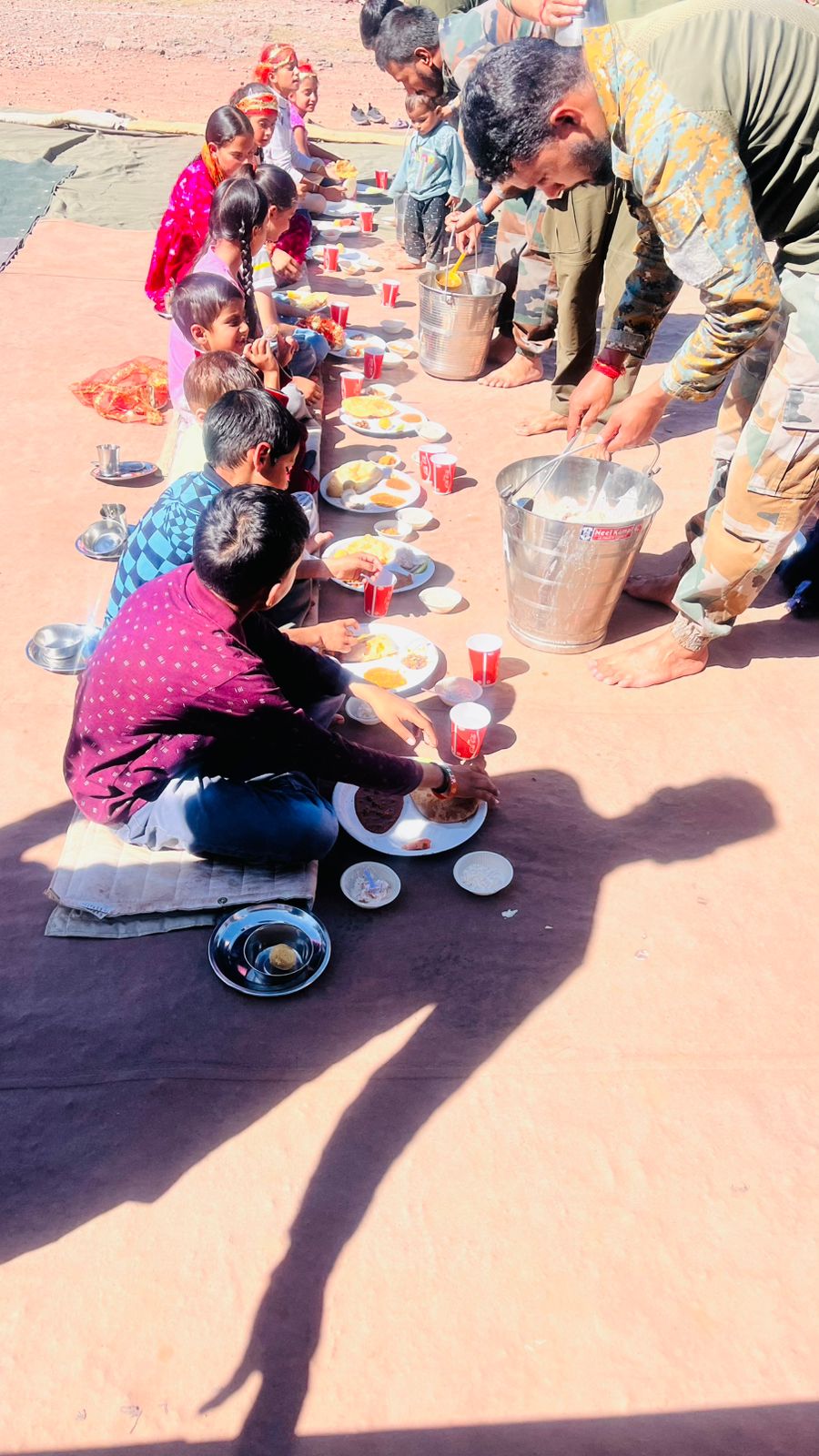 दशहरा समारोह ने राजौरी के मंदिरगला में खुशी और एकता का माहौल बनाया दशहरा समारोह ने राजौरी के मंदिरगला में खुशी और एकता का माहौल बनाया