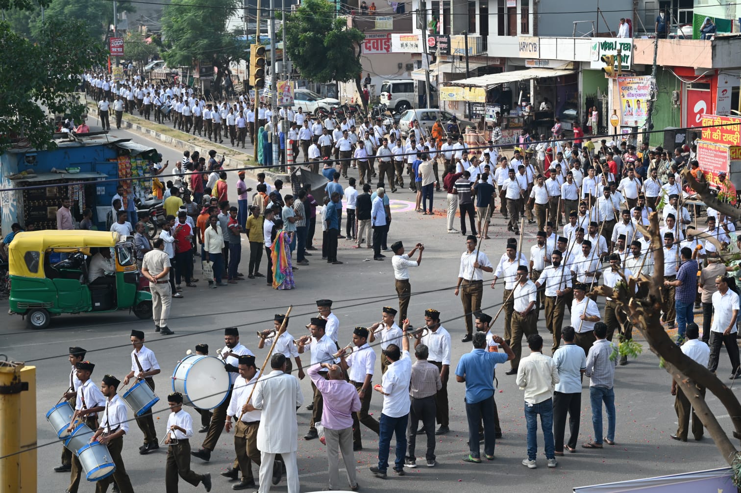 धर्म और श्रेष्ठ कार्यों से भारत की गौरवशाली परम्पराओं को सुरक्षित रखना होगा: पूर्व सरकार्यवाह भैयाजी धर्म और श्रेष्ठ कार्यों से भारत की गौरवशाली परम्पराओं को सुरक्षित रखना होगा: पूर्व सरकार्यवाह भैयाजी