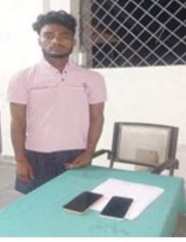 गिरफ्तार ठग गिरफ्तार ठग
