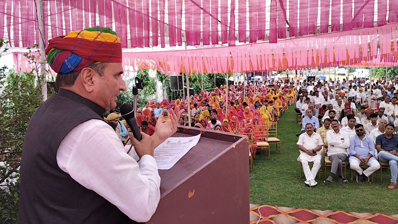 हमारा समाज एकजुट होकर केंद्र सरकार के समक्ष उठाए ईडब्ल्यूएस सरलीकरण की आवाज-राठौड़ हमारा समाज एकजुट होकर केंद्र सरकार के समक्ष उठाए ईडब्ल्यूएस सरलीकरण की आवाज-राठौड़