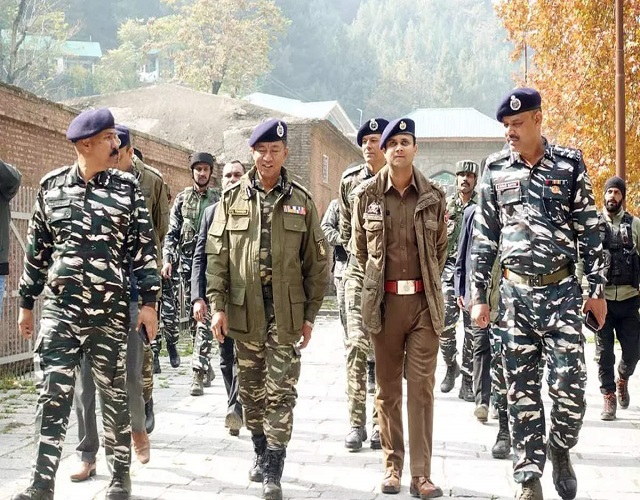 चुनाव आयोग की 120 कंपनी केंद्रीय बल तैनात करने की तैयारी चुनाव आयोग की 120 कंपनी केंद्रीय बल तैनात करने की तैयारी