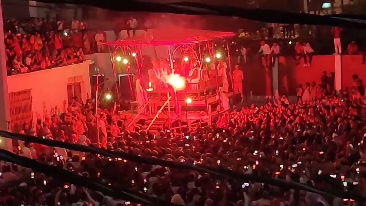 भगवान राम के राजगद्दी के आरती का दुष्य: फोटो बच्चा गुप्ता भगवान राम के राजगद्दी के आरती का दुष्य: फोटो बच्चा गुप्ता