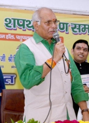 मंत्री धर्मपाल सिंह कार्यक्रम में फोटो मंत्री धर्मपाल सिंह कार्यक्रम में फोटो