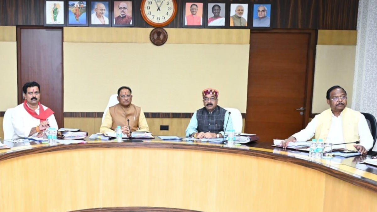 साय कैबिनेट की बैठक में कई अहम फैसले साय कैबिनेट की बैठक में कई अहम फैसले