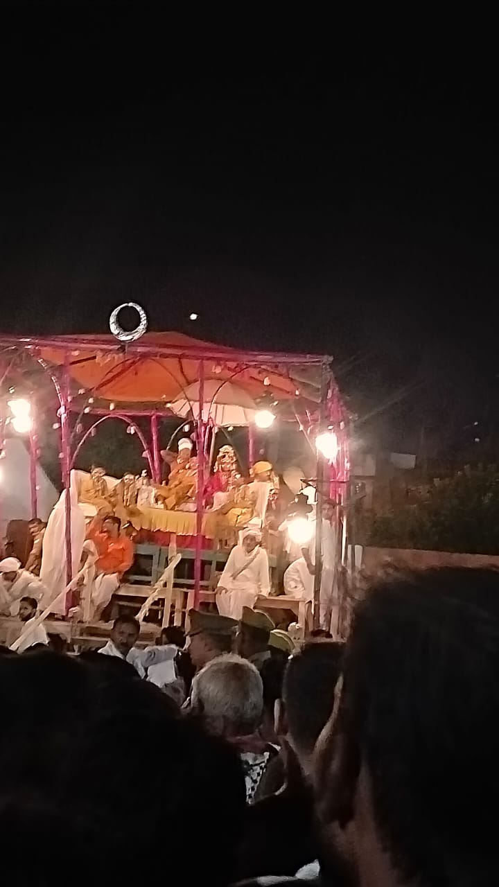 भगवान राम के राजगद्दी के आरती का दुष्य: फोटो बच्चा गुप्ता