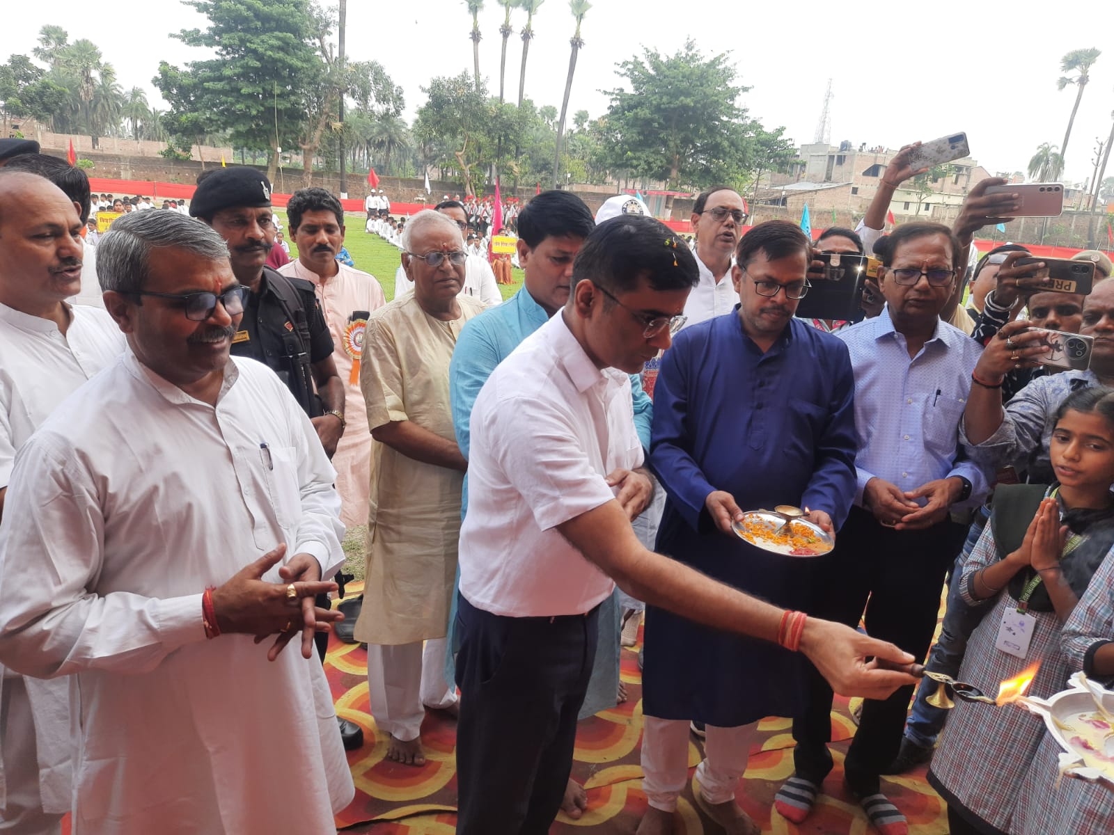 उद्घाटन करते एसएसपी उद्घाटन करते एसएसपी