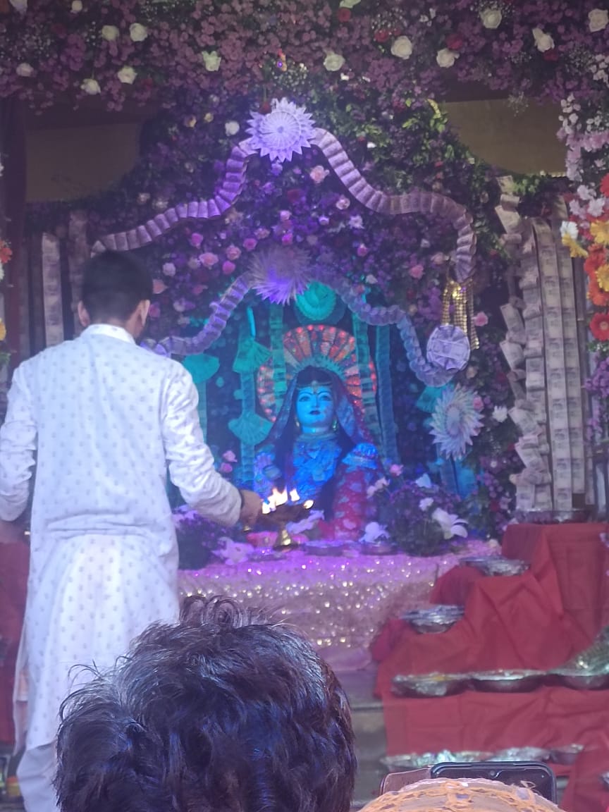चित्तौड़गढ़ जिले के बानोड़ा बालाजी में शरद पूर्णिमा के उपलक्ष में गुरुवार को लक्ष्मी मंदिर में हुई पूजा। चित्तौड़गढ़ जिले के बानोड़ा बालाजी में शरद पूर्णिमा के उपलक्ष में गुरुवार को लक्ष्मी मंदिर में हुई पूजा।