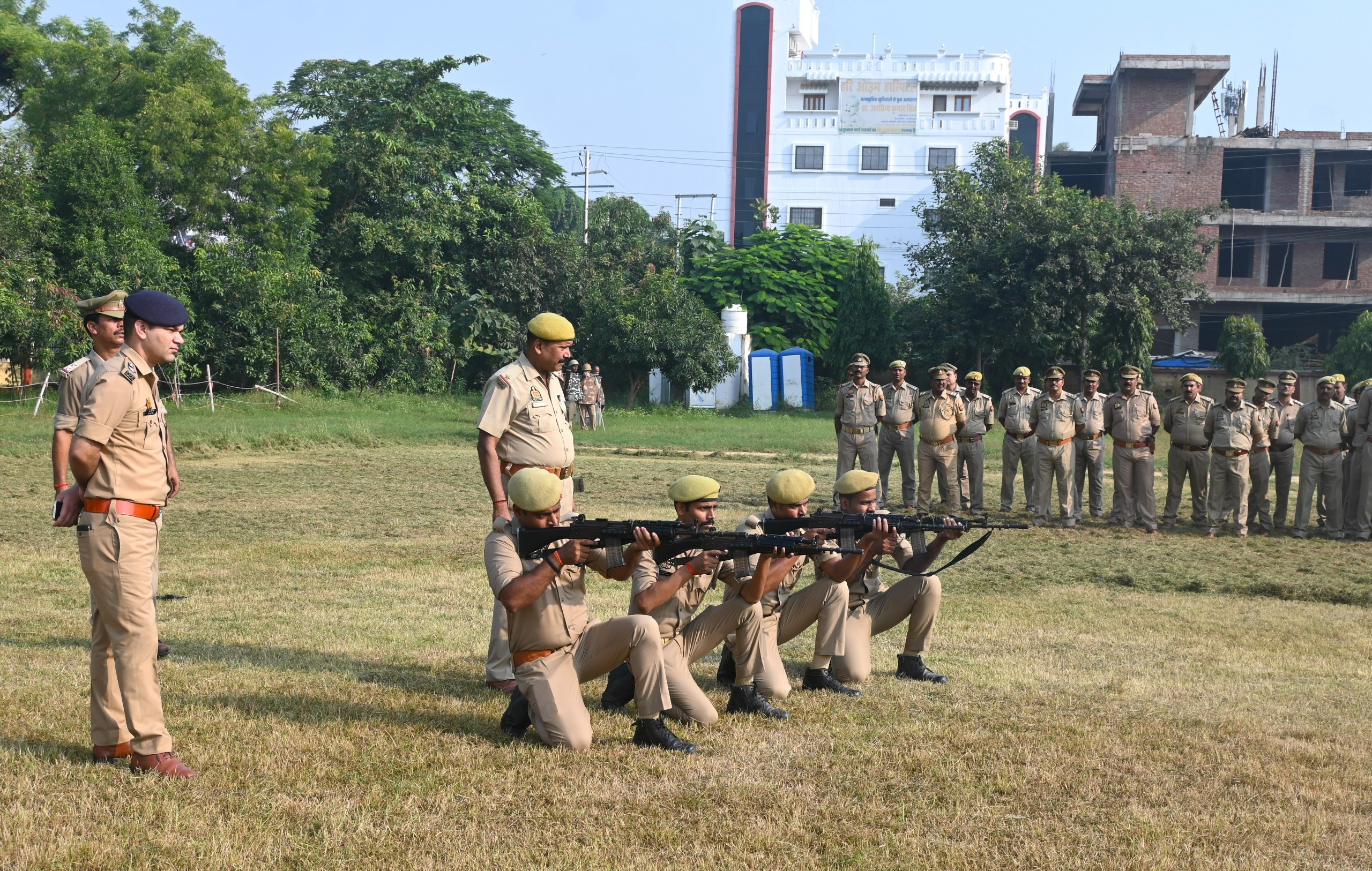 पुलिस अधीक्षक के नेतृत्व में पुलिस लाइन में  किया गया मॉक ड्रिल एक्सरसाइज