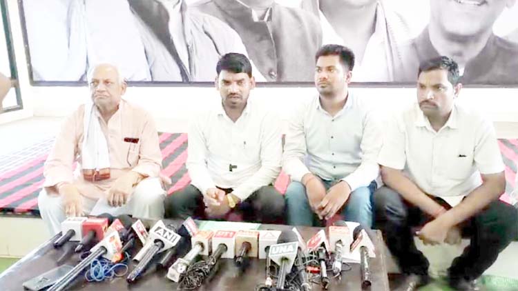 कवर्धा कांग्रेस की पत्रकारवार्ता कवर्धा कांग्रेस की पत्रकारवार्ता