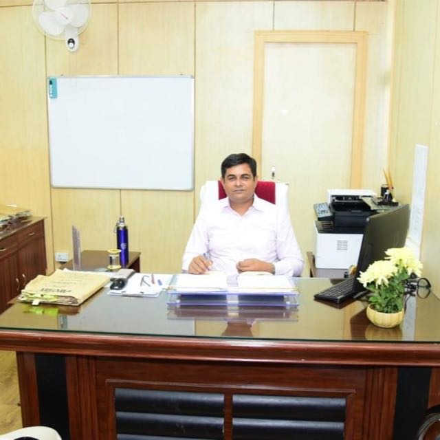 रिटर्निंग अधिकारी रिटर्निंग अधिकारी