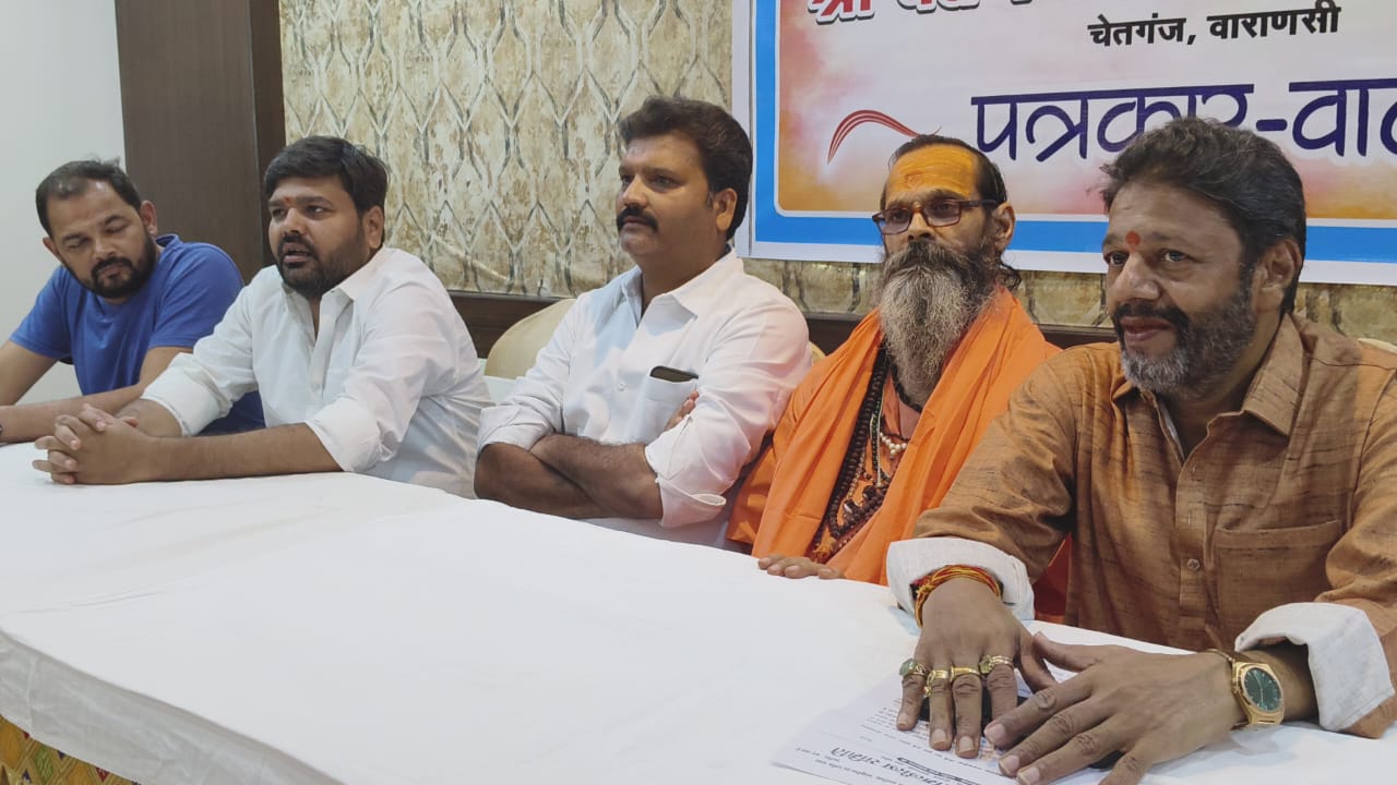 चेतगंज रामलीला समिति की पत्रकार वार्ता: फोटो बच्चा गुप्ता चेतगंज रामलीला समिति की पत्रकार वार्ता: फोटो बच्चा गुप्ता