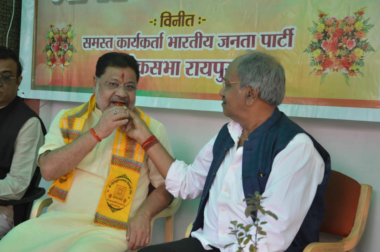 रायपुर के पूर्व सांसद सुनील सोनी को बीजेपी ने रायपुर दक्षिण से प्रत्याशी बनाया रायपुर के पूर्व सांसद सुनील सोनी को बीजेपी ने रायपुर दक्षिण से प्रत्याशी बनाया