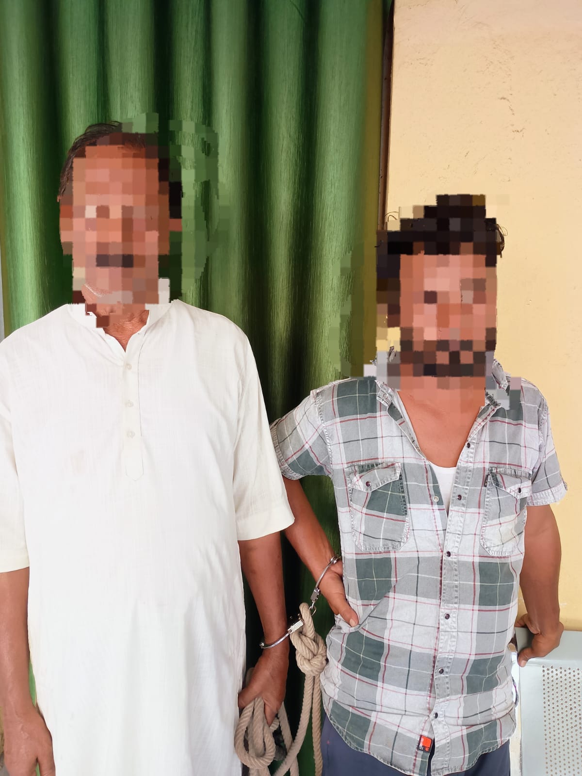 गिरफ्तारअभियुक्त गिरफ्तारअभियुक्त