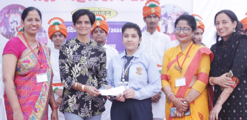 19 Snp- 3, 3A, 3B सोनीपत: बाल महोत्सव-2024 के विजेताओं को सम्मानित करते हुए अधिकारी 19 Snp- 3, 3A, 3B सोनीपत: बाल महोत्सव-2024 के विजेताओं को सम्मानित करते हुए अधिकारी