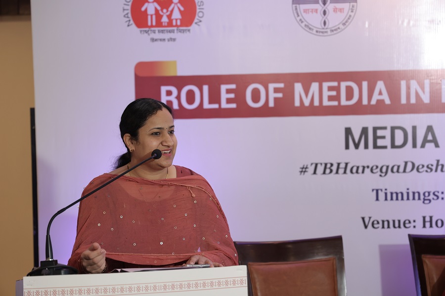 एनएचएम की निदेशक प्रियंका वर्मा कार्यशाला को संबोधित करते हुए एनएचएम की निदेशक प्रियंका वर्मा कार्यशाला को संबोधित करते हुए