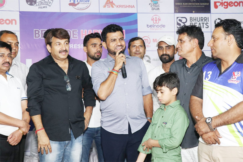 विधायक देवेंद्र कादियान संबोधित करते हुए विधायक देवेंद्र कादियान संबोधित करते हुए