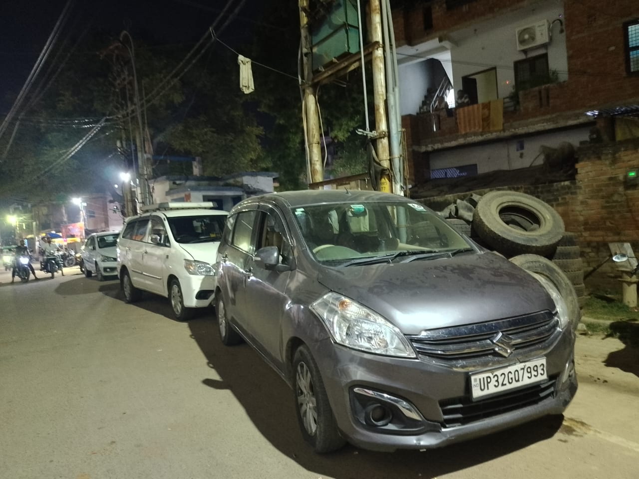 फोटो-19 एचएएम-1 सीजीएसटी की टीम ने एसएनके गुटका एजेंसी के गोदाम में की छापेमारी --------------- फोटो-19 एचएएम-1 सीजीएसटी की टीम ने एसएनके गुटका एजेंसी के गोदाम में की छापेमारी ---------------