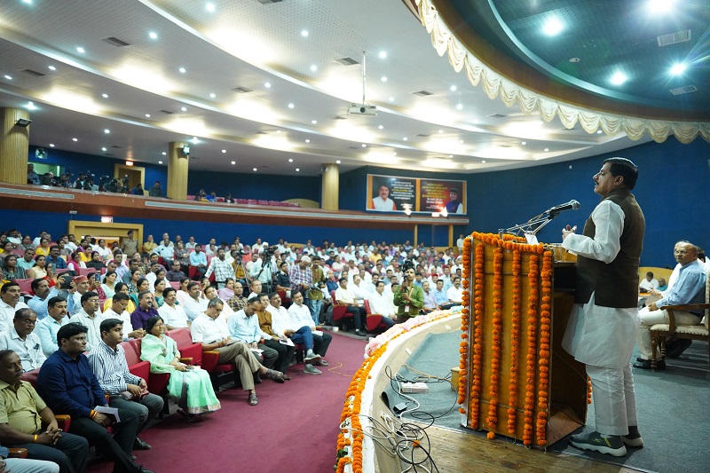 जन अभियान परिषद के उन्मुखीकरण सह-प्रशिक्षण कार्यशाला को संबोधित करते हुए सीएम