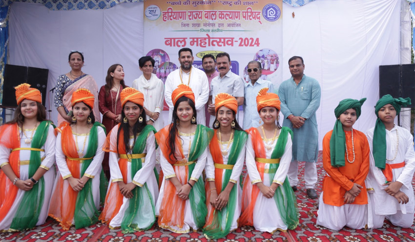 21 Snp-9 सोनीपत: विधायक निखिल मदान बाल महोत्व में बच्चों को प्रात्साहित करते हुए। 21 Snp-9 सोनीपत: विधायक निखिल मदान बाल महोत्व में बच्चों को प्रात्साहित करते हुए।
