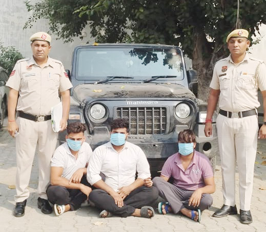21 Snp-7 सोनीपत: गाडी चोरी मामाले में तीन गिरप्तार आरेापित 21 Snp-7 सोनीपत: गाडी चोरी मामाले में तीन गिरप्तार आरेापित