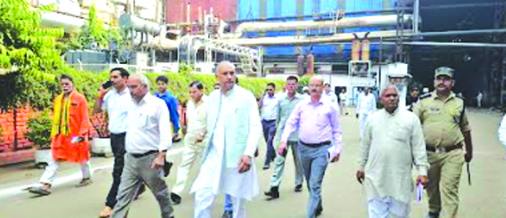 निरीक्षण के दौरान निरीक्षण के दौरान