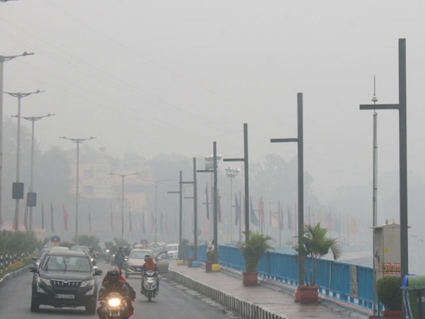 मौसम से संबंधित फाइल फोटो मौसम से संबंधित फाइल फोटो