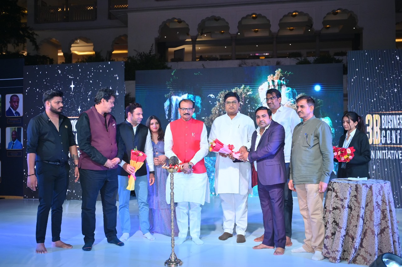 थ्री बी बिज़नेस ग्रोथ कांफ्रेंस : भारतीय निवेशकों से प्रभावित विदेशी मिनिस्टर्स एंड डेलीगेट्स थ्री बी बिज़नेस ग्रोथ कांफ्रेंस : भारतीय निवेशकों से प्रभावित विदेशी मिनिस्टर्स एंड डेलीगेट्स