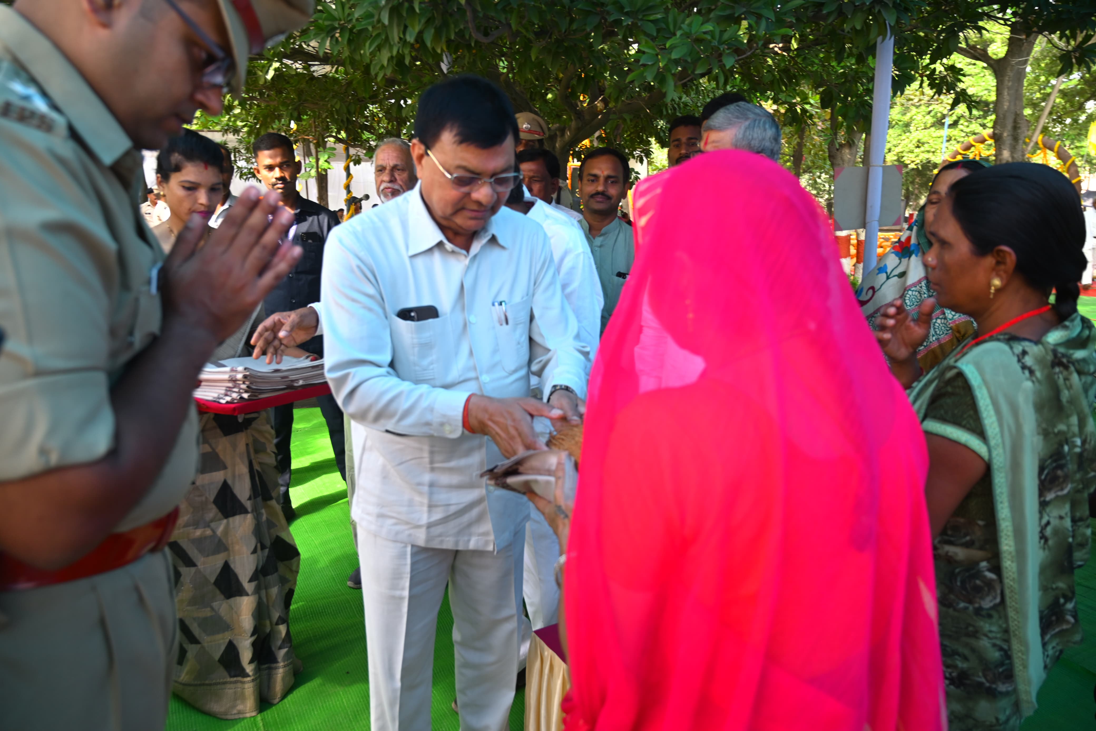 कोरबा में पुलिस स्मृति दिवस मनाया गया, शहीद जवानों को दी गई श्रद्धांजलि कोरबा में पुलिस स्मृति दिवस मनाया गया, शहीद जवानों को दी गई श्रद्धांजलि