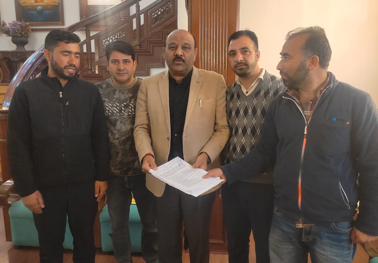 सरकार लोगों की आकांक्षाओं को पूरा करने हेतु प्रतिबद्ध : उपमुख्यमंत्री सरकार लोगों की आकांक्षाओं को पूरा करने हेतु प्रतिबद्ध : उपमुख्यमंत्री