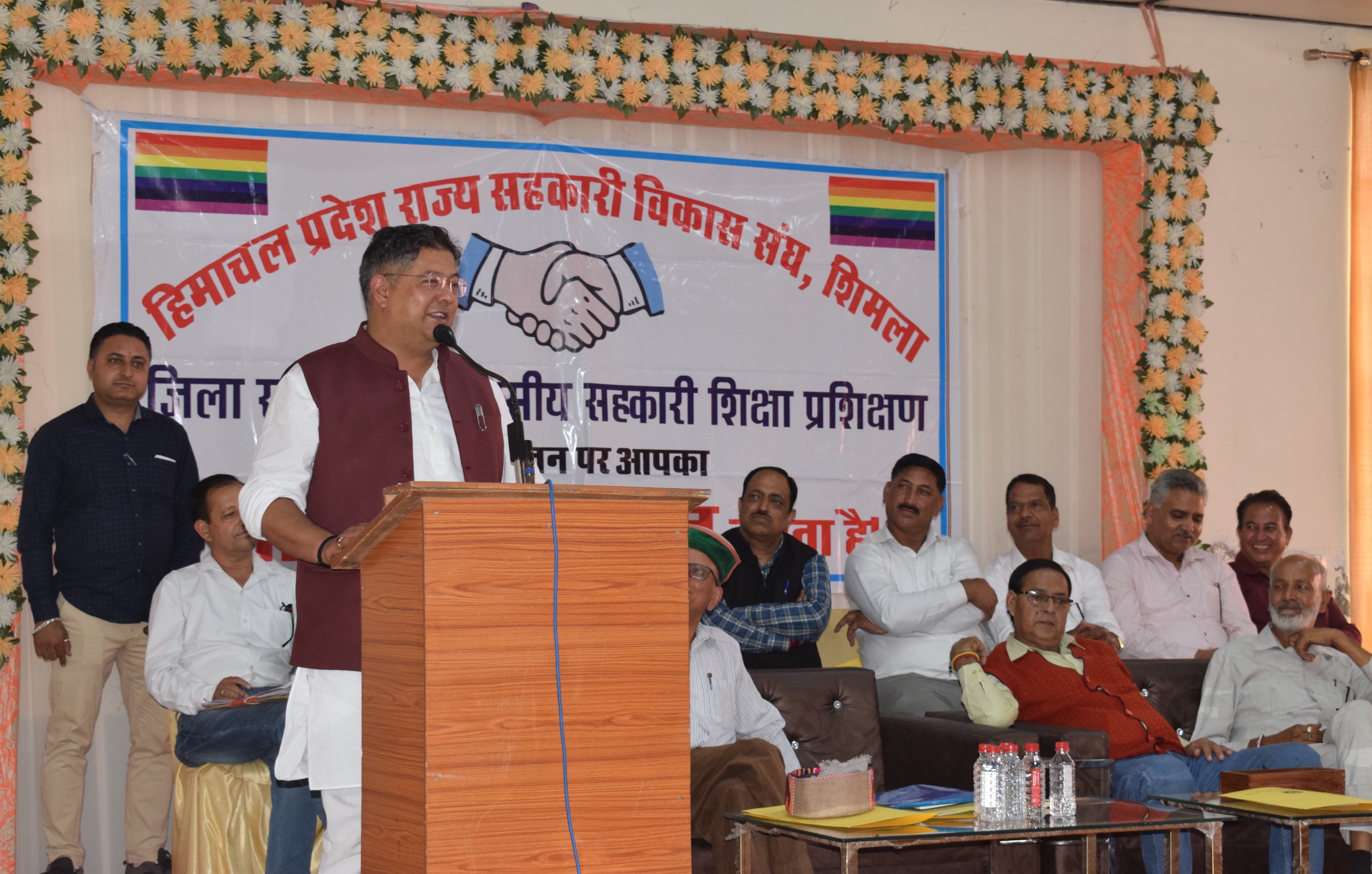 जन सहकारिता कार्यक्रम को संबोधित करते हुए सीपीएस। जन सहकारिता कार्यक्रम को संबोधित करते हुए सीपीएस।