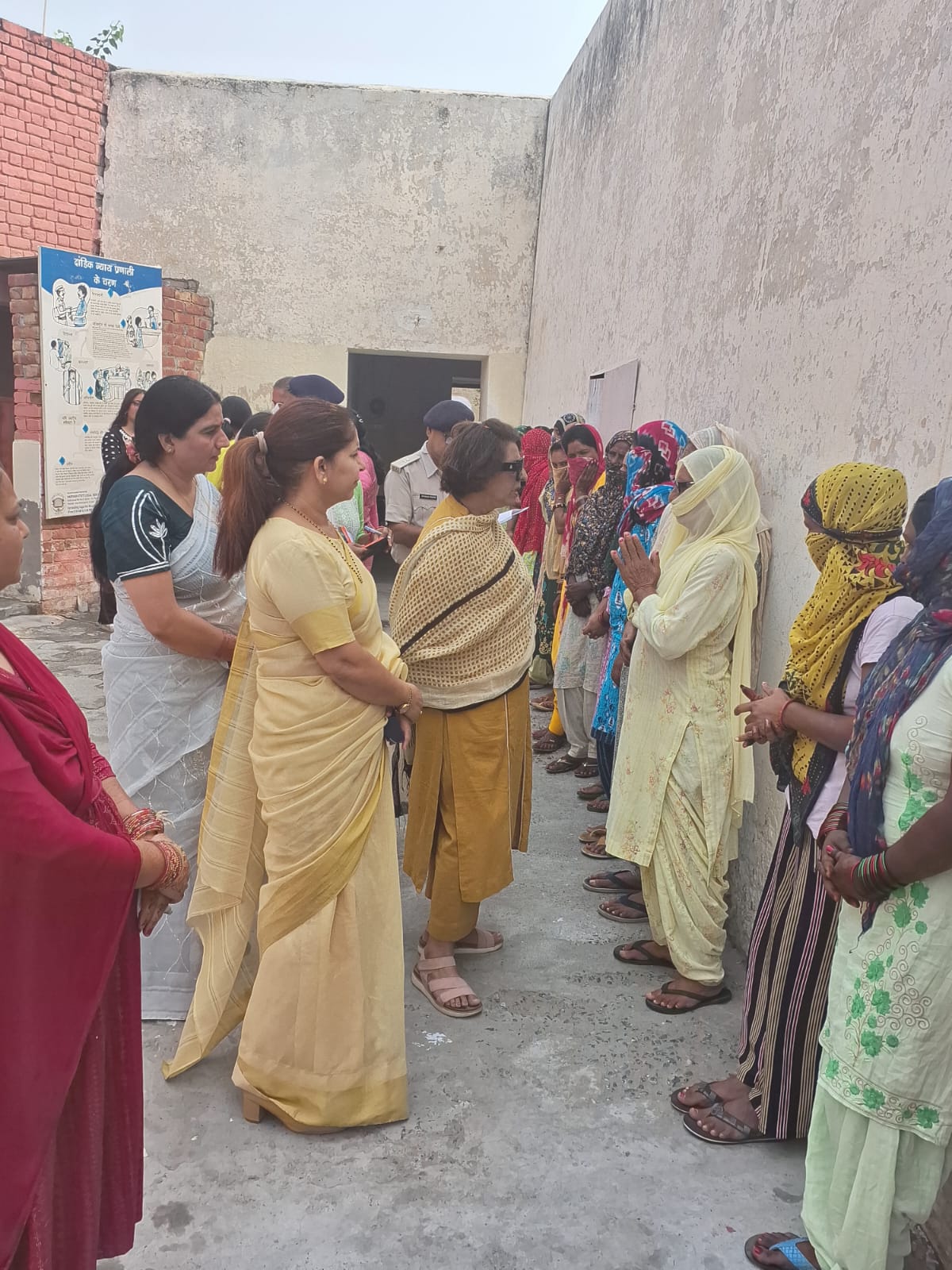 हरियाणा महिला आयोग की चेयरपर्सन रेनू भाटिया हरियाणा महिला आयोग की चेयरपर्सन रेनू भाटिया