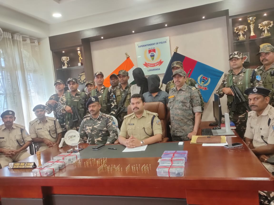 जानकारी देते एसपी जानकारी देते एसपी