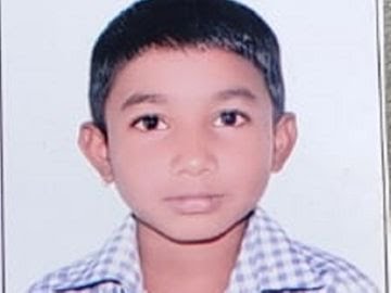 मृतक बच्चे का फाइल फोटो मृतक बच्चे का फाइल फोटो