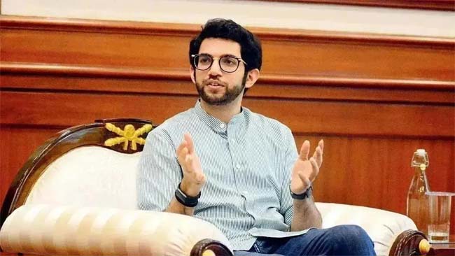 महाराष्ट्र:शिवसेना यूबीटी ने ६५ उम्मीदवारों को पहली सूची जारी की