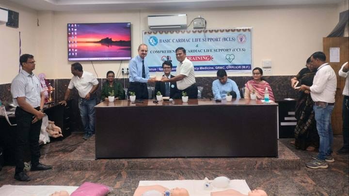 गजराराजा मेडिकल कॉलेज में मध्य प्रदेश का पहला सीआरटी सेंटर शुरू गजराराजा मेडिकल कॉलेज में मध्य प्रदेश का पहला सीआरटी सेंटर शुरू