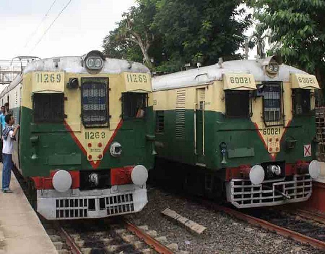 लोकल ट्रेनें लोकल ट्रेनें