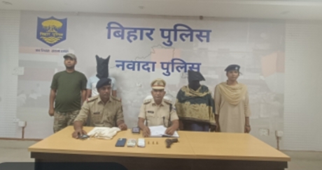गिरफ्तार लुटेरे गिरफ्तार लुटेरे