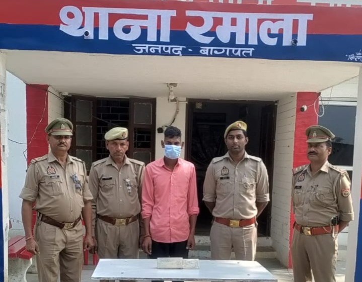 पुलिस द्वारा गिरफतार किया गया फर्जी दरोगा यश पुलिस द्वारा गिरफतार किया गया फर्जी दरोगा यश
