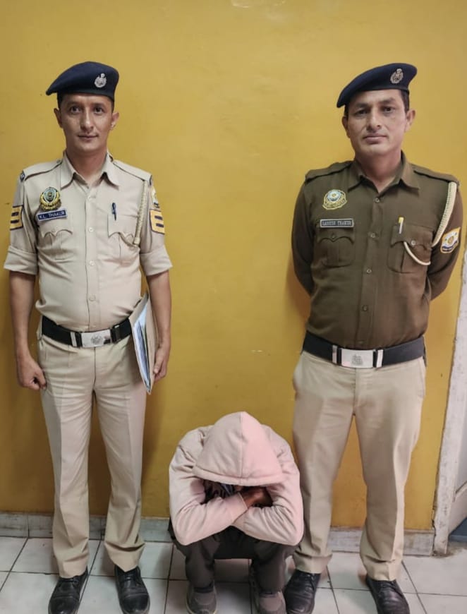 चरस तस्करी चरस तस्करी