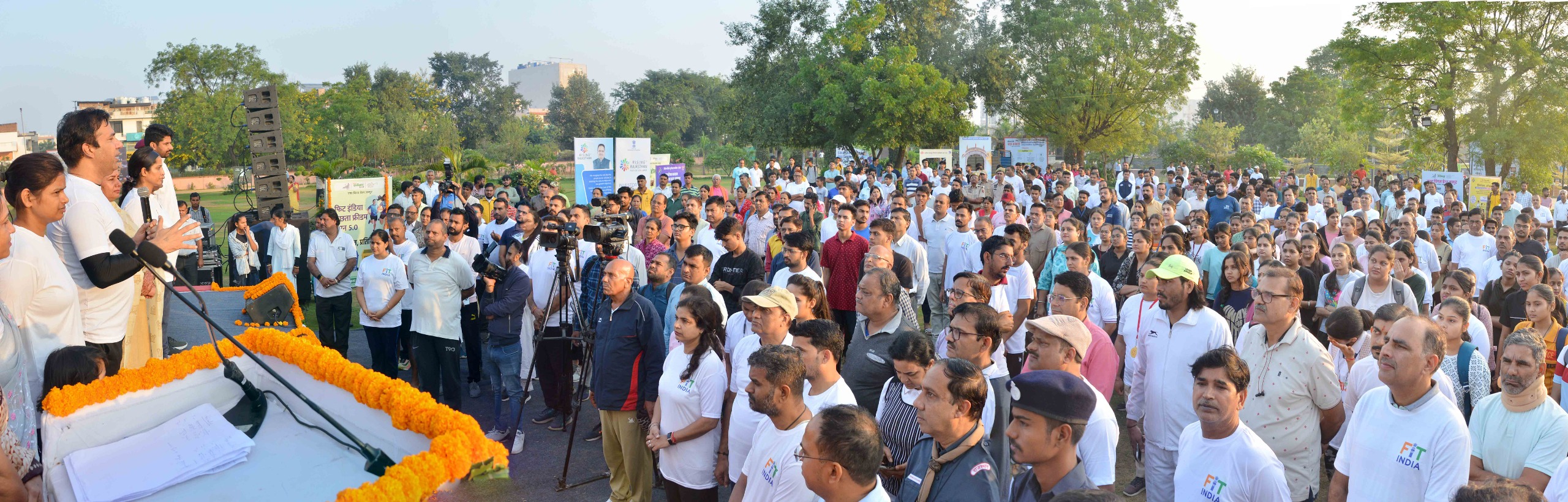 फिट इंडिया फ्रीडम रन 5.0 अभियान के तहत अधिकारियों एवं कर्मचारियों ने लगाई दौड़ फिट इंडिया फ्रीडम रन 5.0 अभियान के तहत अधिकारियों एवं कर्मचारियों ने लगाई दौड़