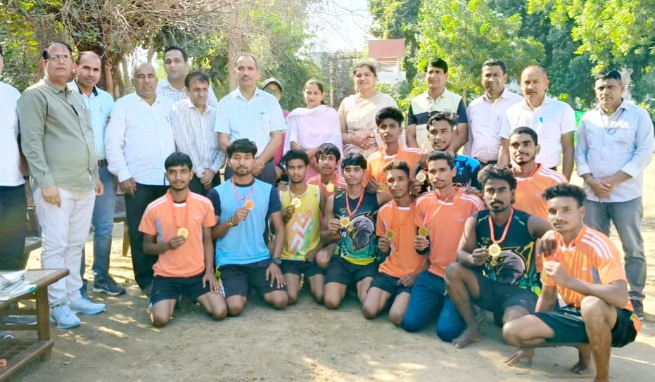 खो खो प्रतियोगिता के विजेता खिलाड़ी खो खो प्रतियोगिता के विजेता खिलाड़ी